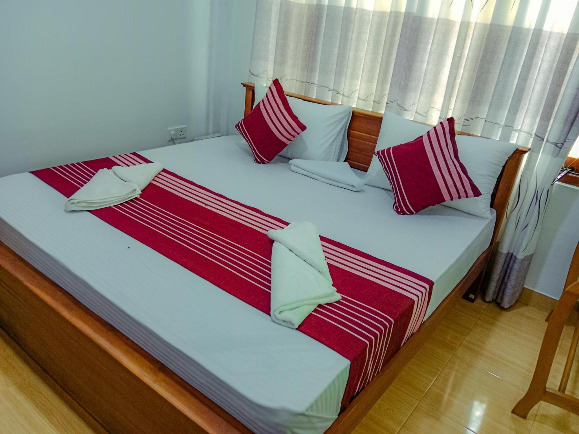 Sigiriya Peacock Homestay Ngoại thất bức ảnh