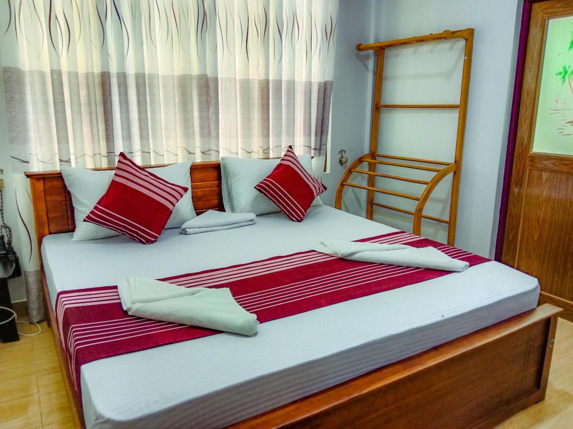 Sigiriya Peacock Homestay Ngoại thất bức ảnh