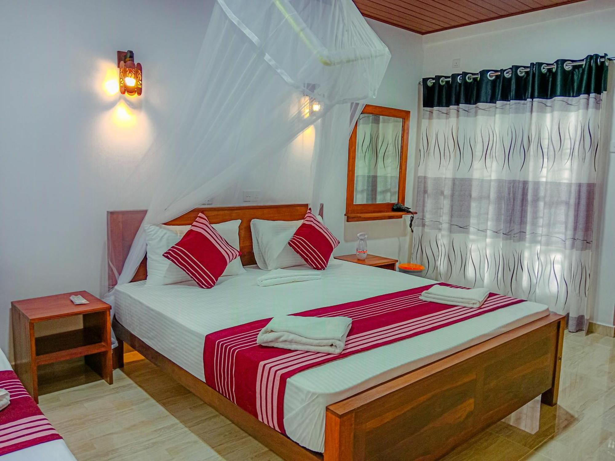 Sigiriya Peacock Homestay Ngoại thất bức ảnh