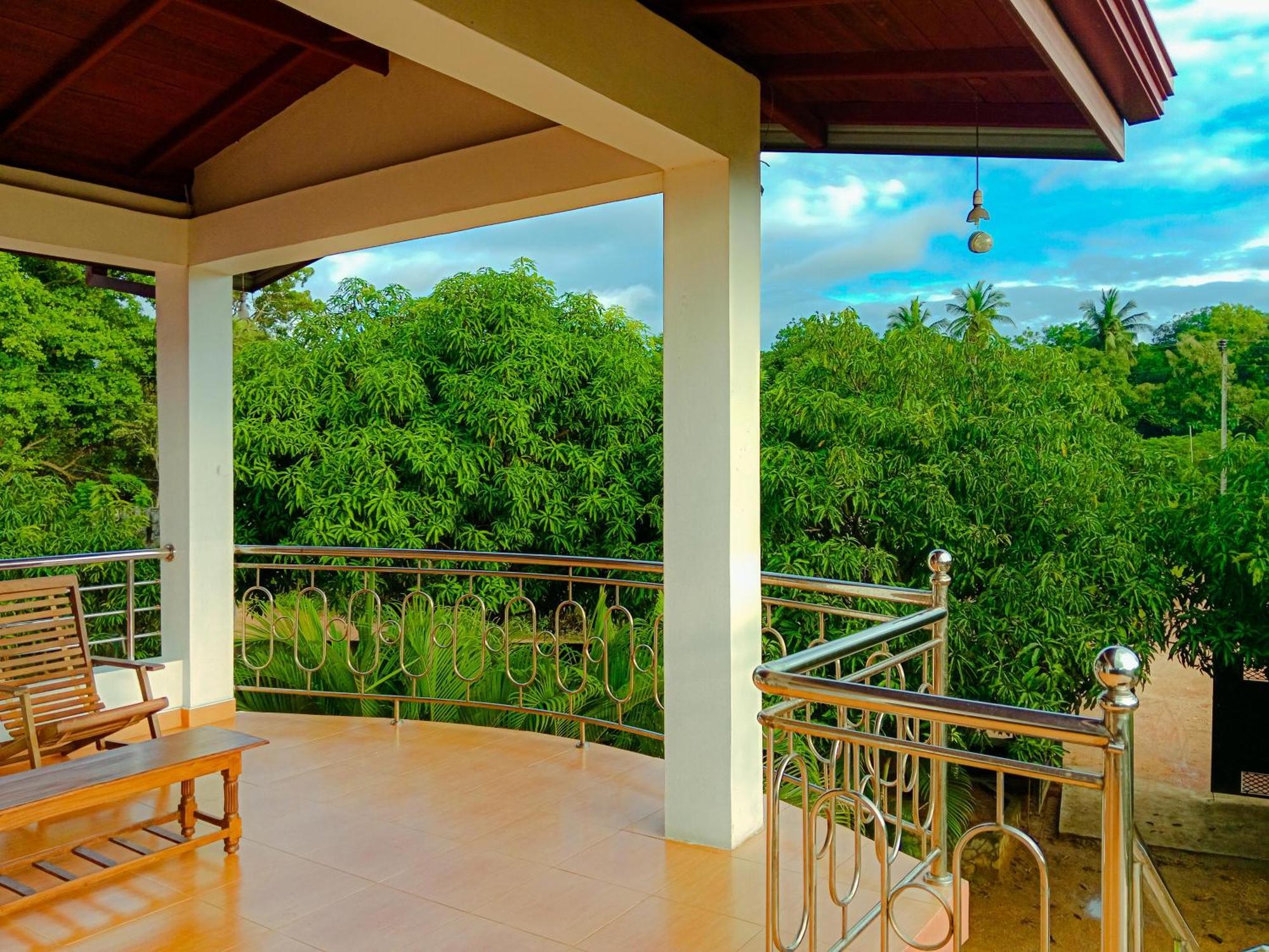 Sigiriya Peacock Homestay Ngoại thất bức ảnh