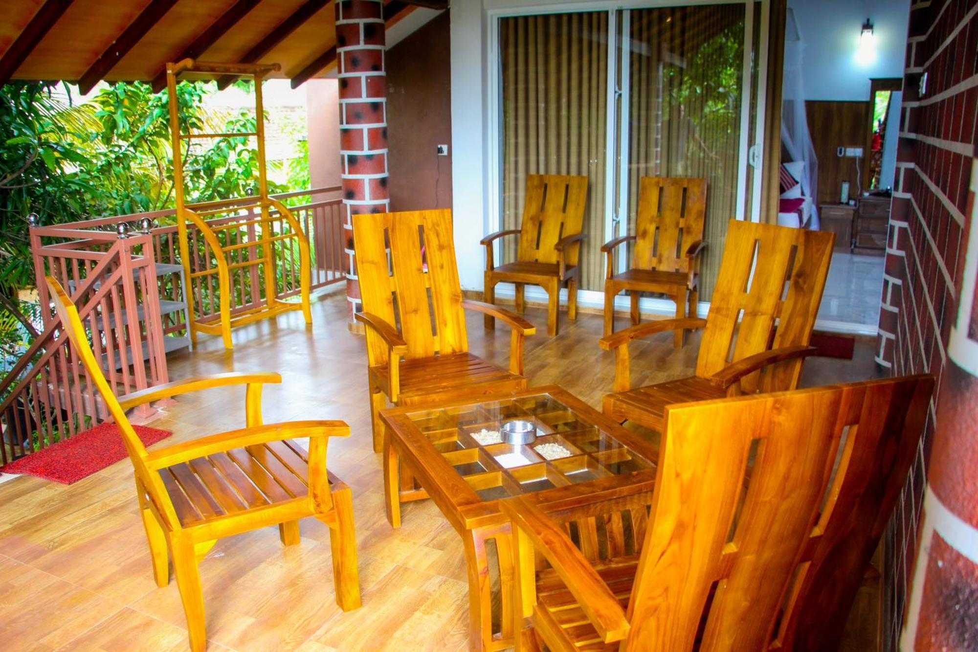 Sigiriya Peacock Homestay Ngoại thất bức ảnh