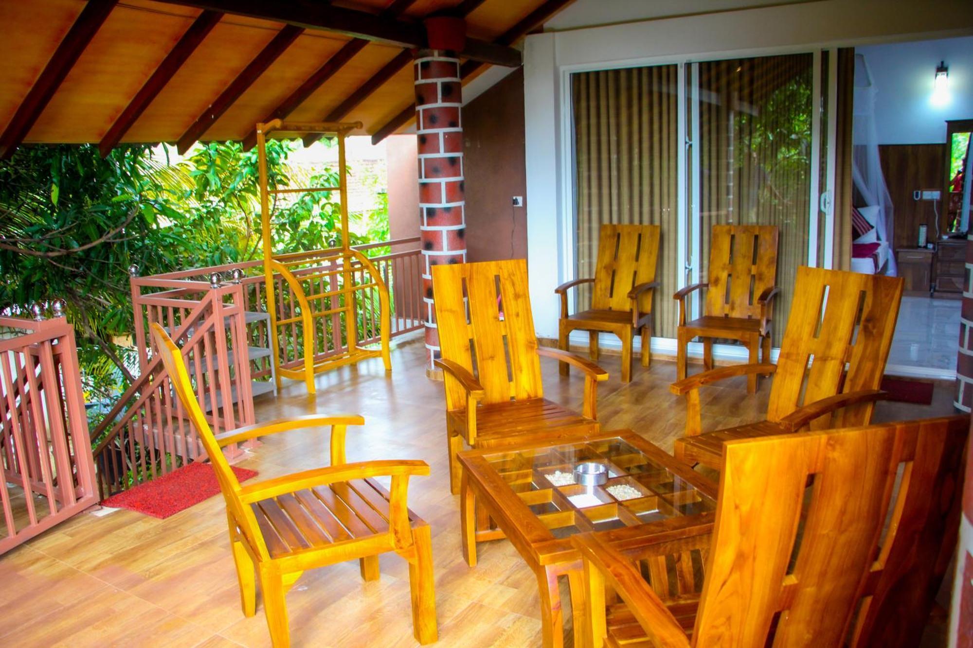 Sigiriya Peacock Homestay Ngoại thất bức ảnh